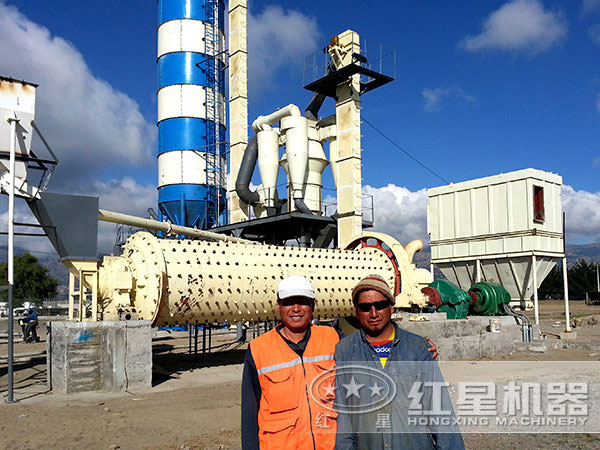 Ф2100×7000(7米)球磨機(jī)生產(chǎn)現(xiàn)場(chǎng) Ф2100×7000(7米)球磨機(jī)生產(chǎn)現(xiàn)場(chǎng)
